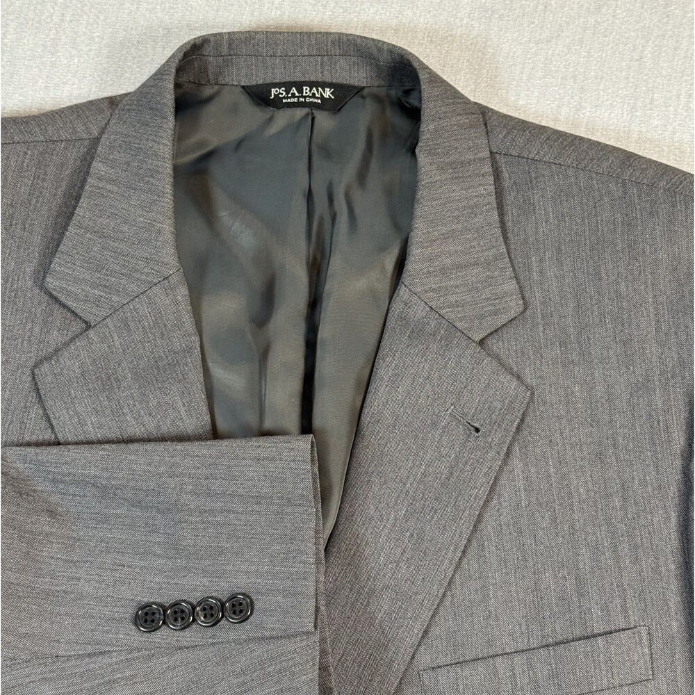 Jos A Banks Signature Collection 100% Wool Blazer Men's 48R Grey Herringbone